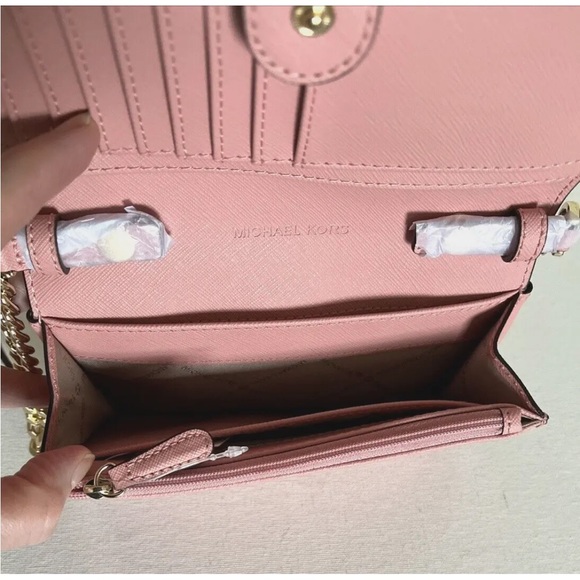 New Michael Kors Jet Set Travel Medium Phone Crossbody Saffiano Leather Primrose - Picture 6 of 7